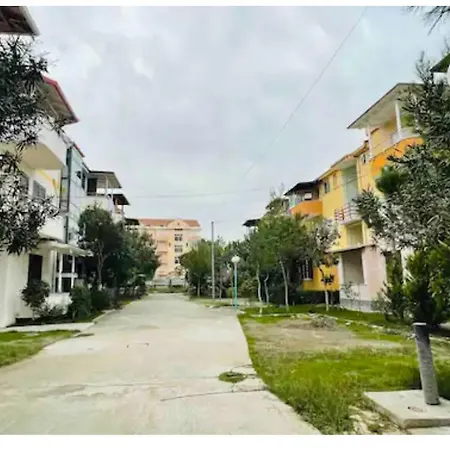 Seaside Golem * Golem (Tirana)