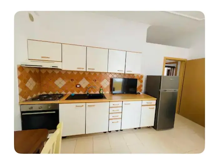 Seaside * Golem (Tirana)